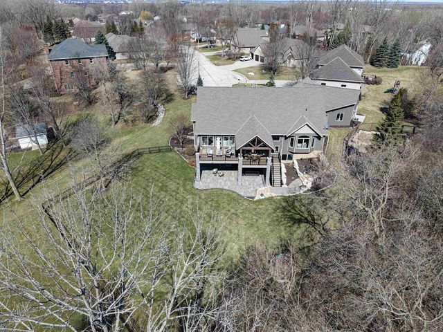 2592 REMINGTON COURT, Green Bay, WI 54302