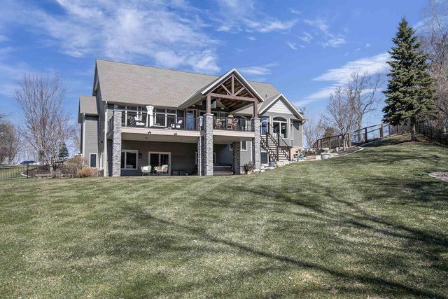 2592 REMINGTON COURT, Green Bay, WI 54302