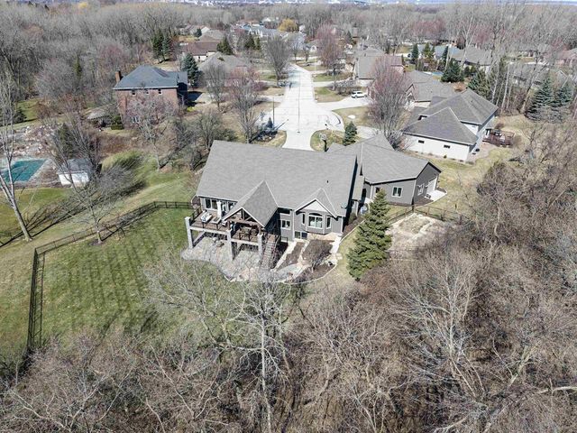 2592 REMINGTON COURT, Green Bay, WI 54302