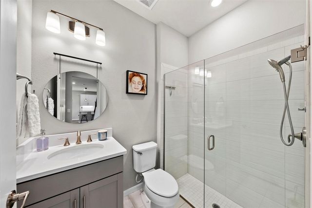 19261 MOSSY PINE DRIVE, Tampa, FL 33647