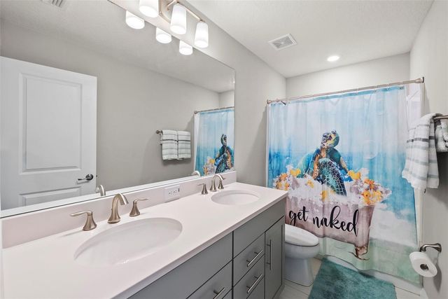 19261 MOSSY PINE DRIVE, Tampa, FL 33647