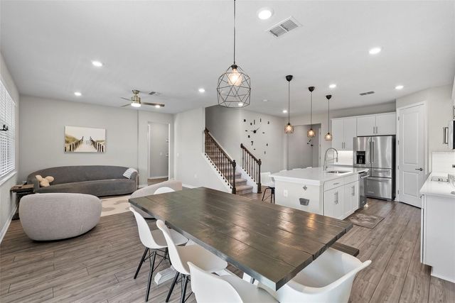 19261 MOSSY PINE DRIVE, Tampa, FL 33647