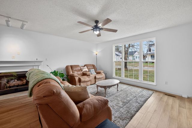 405 Bradford Cir, Columbia, TN 38401