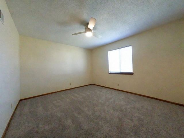 304 N Rice Street, Raymore, MO 64083