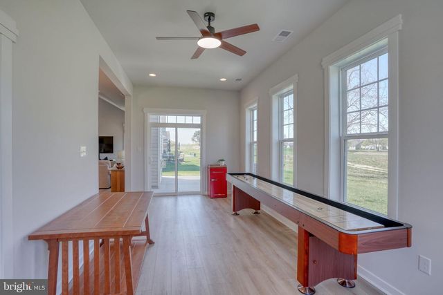 329 HERITAGE SHORES CIR, Bridgeville, DE 19933