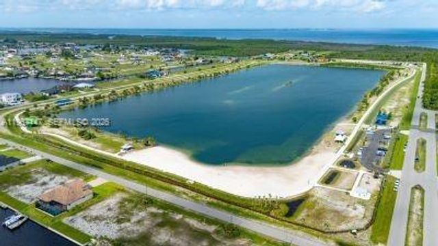 4323 NW 39th Street, Cape Coral, FL 33993