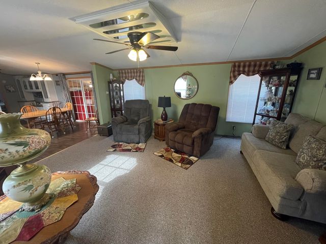 7 Labarge Drive, Plattsburgh, NY 12901