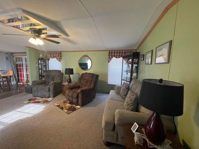 7 Labarge Drive, Plattsburgh, NY 12901