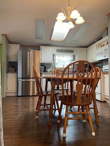 7 Labarge Drive, Plattsburgh, NY 12901