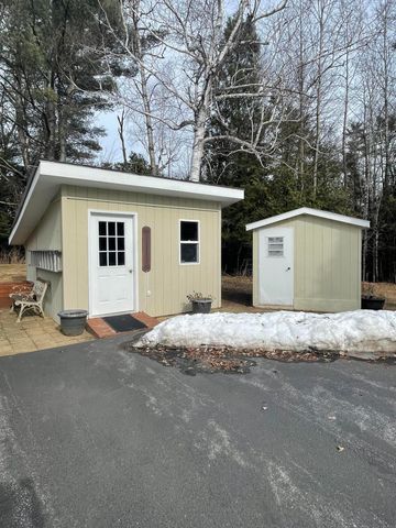 7 Labarge Drive, Plattsburgh, NY 12901