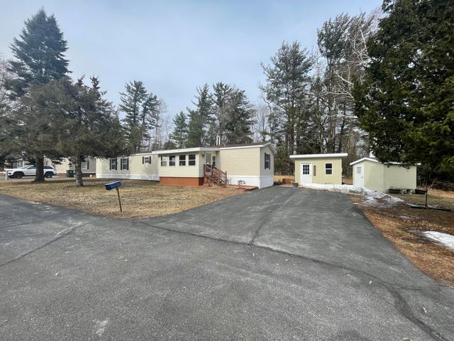 7 Labarge Drive, Plattsburgh, NY 12901