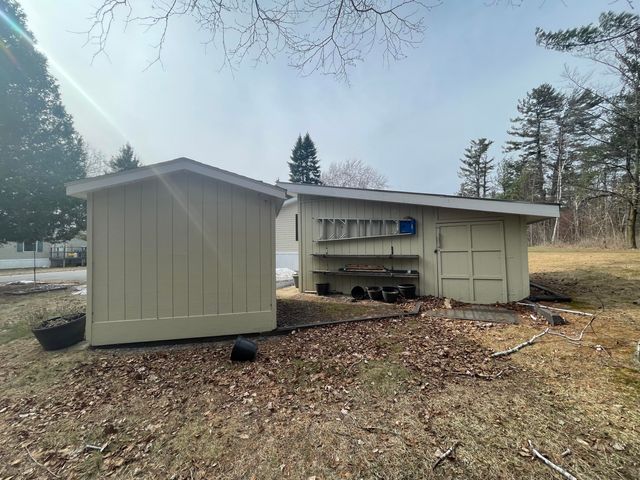 7 Labarge Drive, Plattsburgh, NY 12901