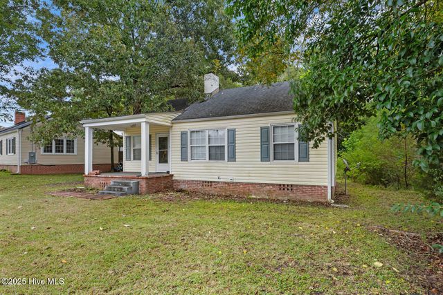 32 E Bayshore Boulevard, Jacksonville, NC 28540