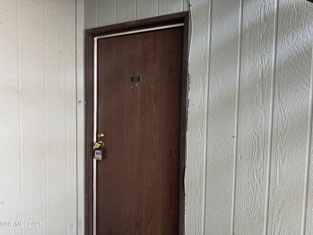 4600 Neil Road APT 33, Reno, NV 89502