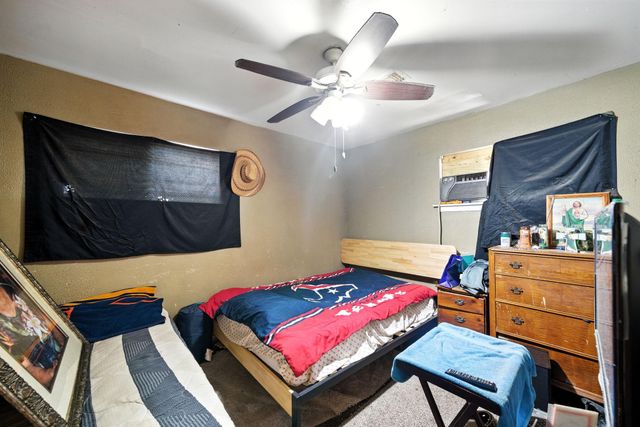 4924 Park Dr Drive, Houston, TX 77023