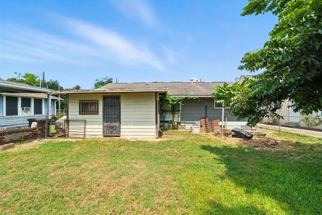 4924 Park Dr Drive, Houston, TX 77023