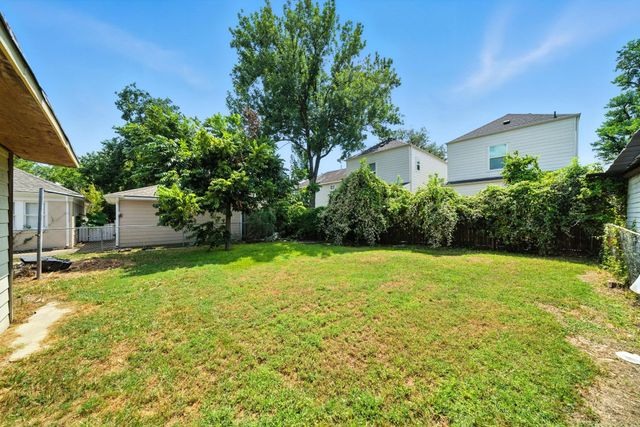 4924 Park Dr Drive, Houston, TX 77023