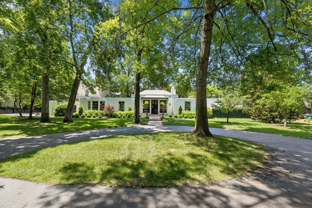 2200 Harding Pl Unit 6, Nashville, TN 37215