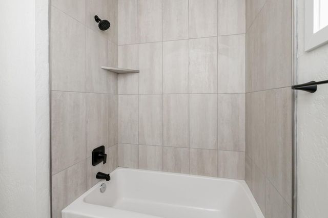 545 N Rio Vista Avenue, Sanger, CA 93657