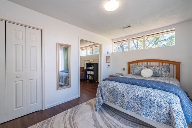 16419 Laurelfield Drive, Houston, TX 77059