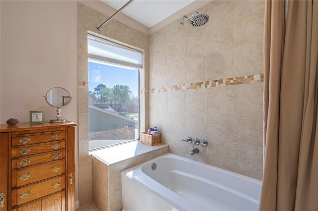 16419 Laurelfield Drive, Houston, TX 77059