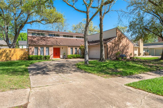 16419 Laurelfield Drive, Houston, TX 77059