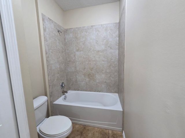 4704 Villas Santorini Drive, Lake Worth, FL 33461