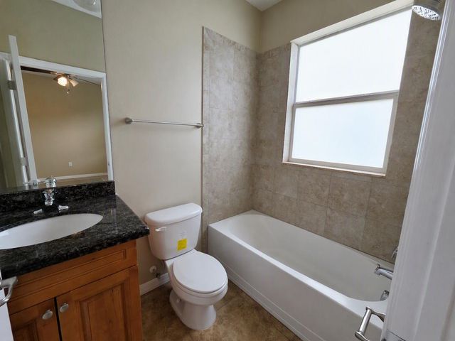 4704 Villas Santorini Drive, Lake Worth, FL 33461