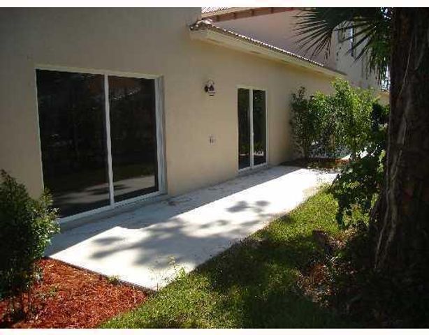 4704 Villas Santorini Drive, Lake Worth, FL 33461