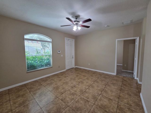 4704 Villas Santorini Drive, Lake Worth, FL 33461