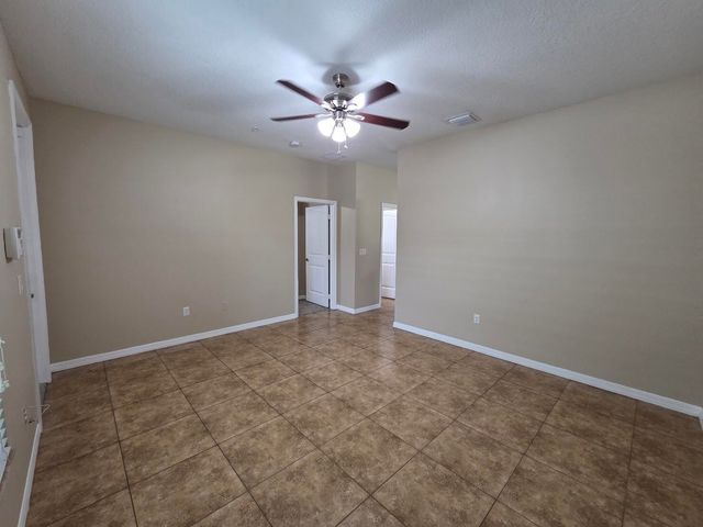 4704 Villas Santorini Drive, Lake Worth, FL 33461
