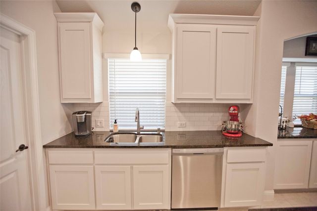 8224 Catclaw Prairie, Godley, TX 76044
