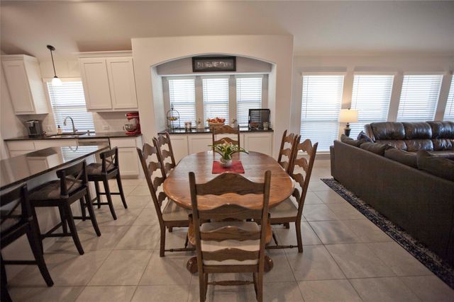 8224 Catclaw Prairie, Godley, TX 76044