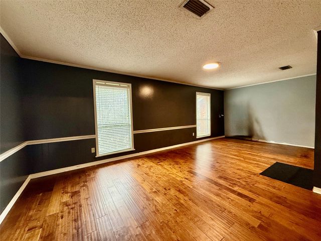 2104 Greenbriar Dr, Ruston, LA 71270