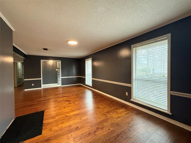 2104 Greenbriar Dr, Ruston, LA 71270