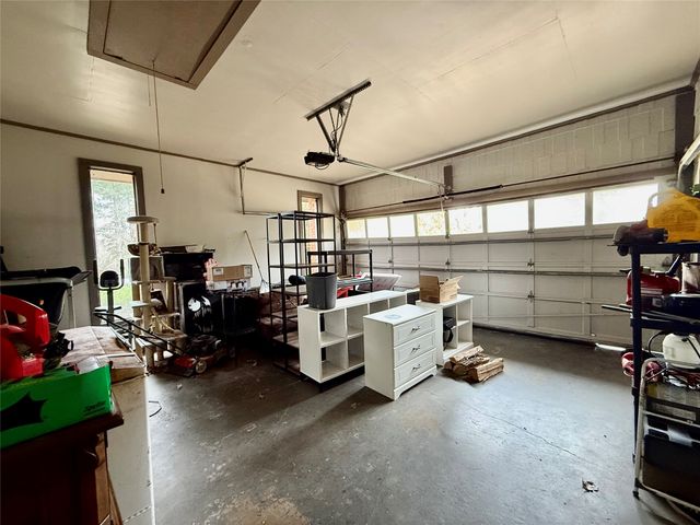 2104 Greenbriar Dr, Ruston, LA 71270