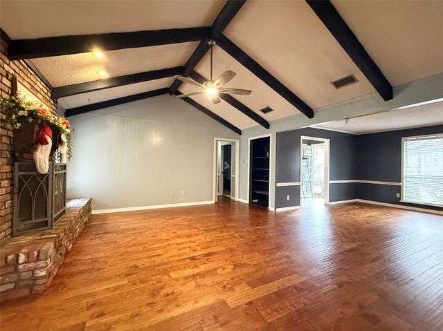 2104 Greenbriar Dr, Ruston, LA 71270