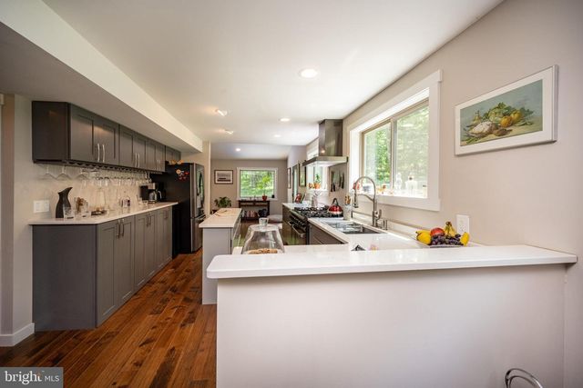 2250 HOYES RUN RD, Mc Henry, MD 21541