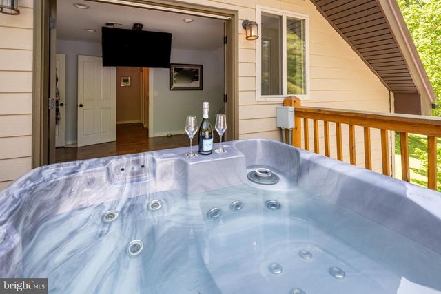 2250 HOYES RUN RD, Mc Henry, MD 21541