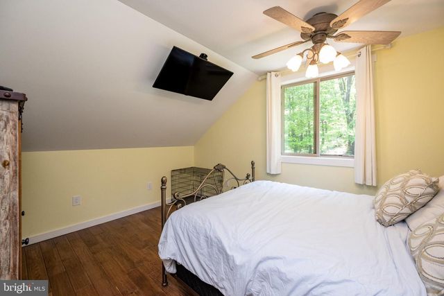 2250 HOYES RUN RD, Mc Henry, MD 21541