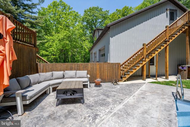 2250 HOYES RUN RD, Mc Henry, MD 21541