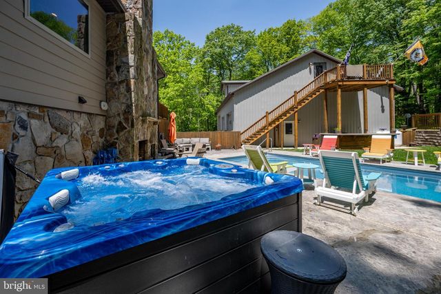 2250 HOYES RUN RD, Mc Henry, MD 21541