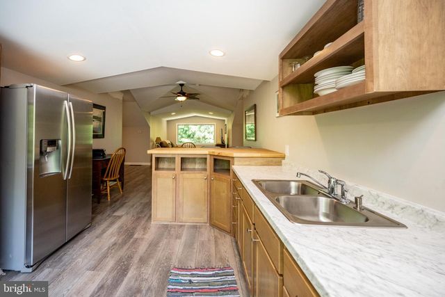 2250 HOYES RUN RD, Mc Henry, MD 21541