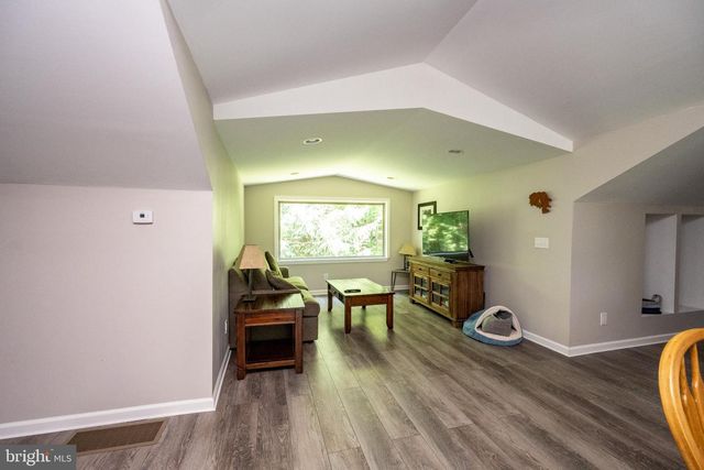 2250 HOYES RUN RD, Mc Henry, MD 21541