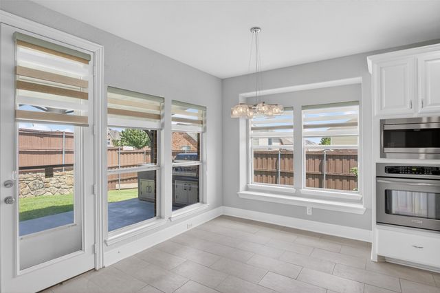 10115 Stone Harbor Way, Irving, TX 75063