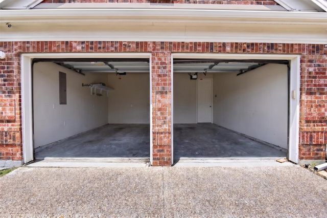 10115 Stone Harbor Way, Irving, TX 75063