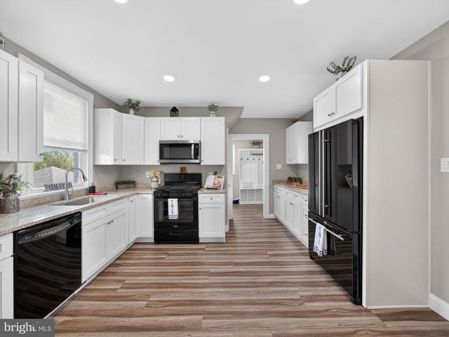 803 E MAIN ST, Birdsboro, PA 19508