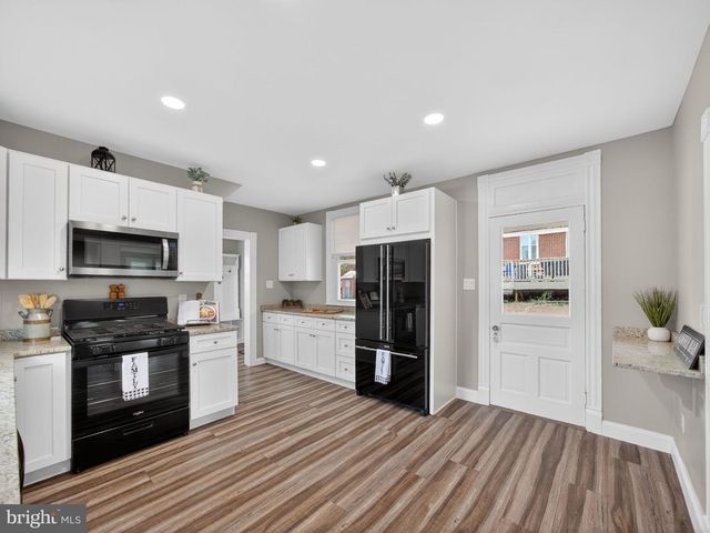 803 E MAIN ST, Birdsboro, PA 19508