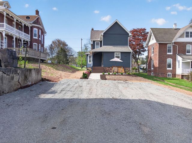 803 E MAIN ST, Birdsboro, PA 19508