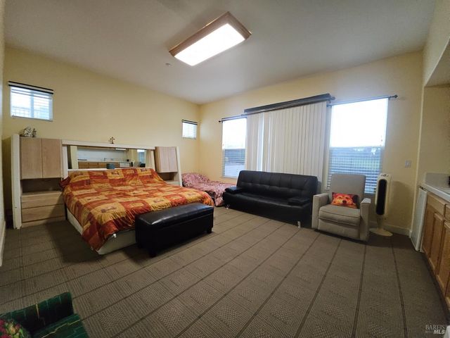 2901 Pebble Beach Cir, Fairfield, CA 94534